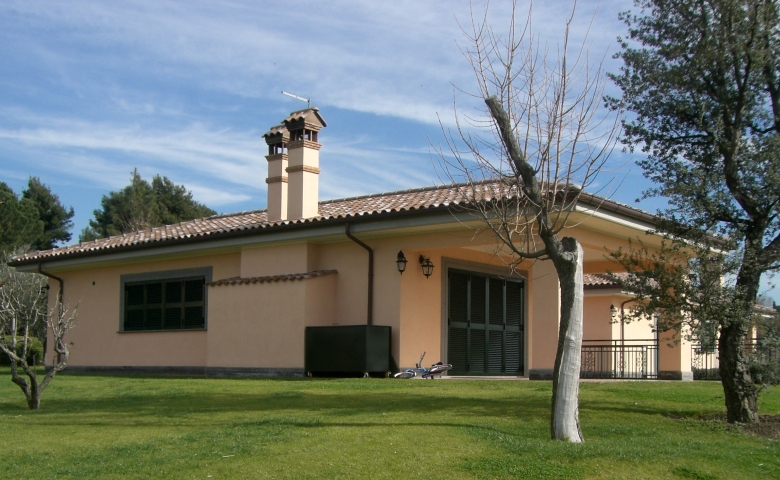 2008 – Villa unifamiliare - Albano Laziale 